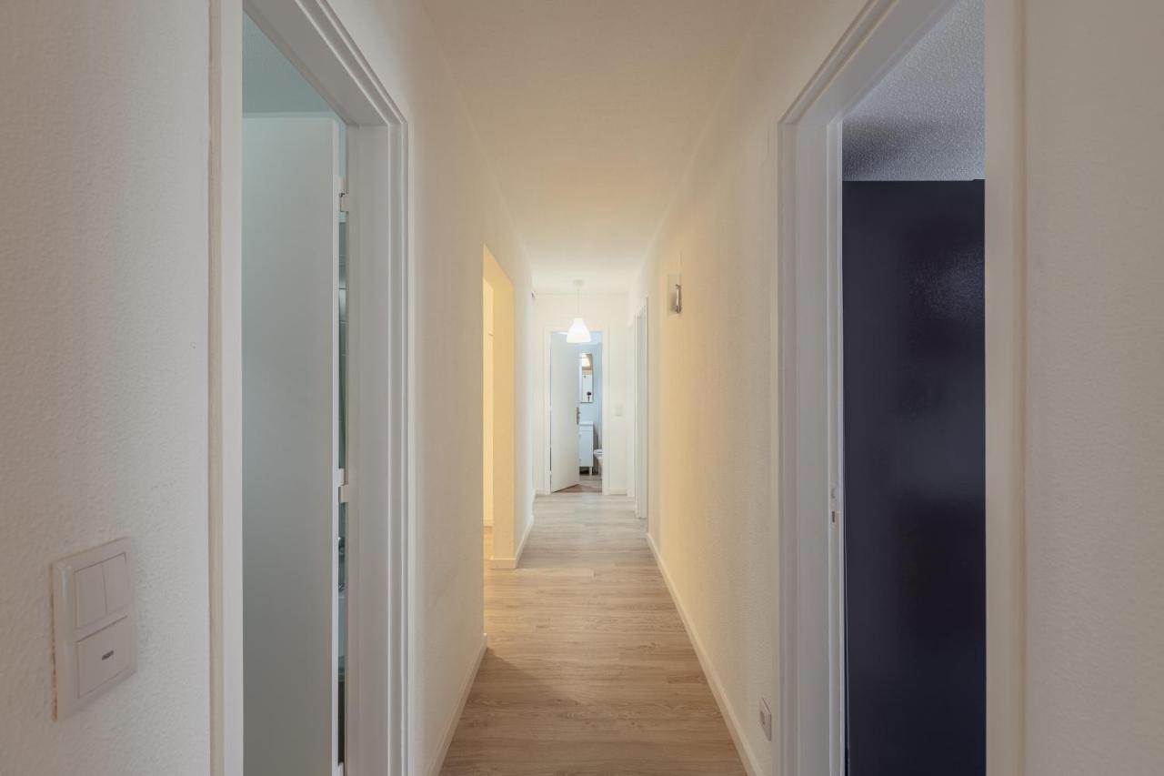 Elegant 3 Bedroom Apt - City Centre - Garage - Metro Лиссабон Экстерьер фото