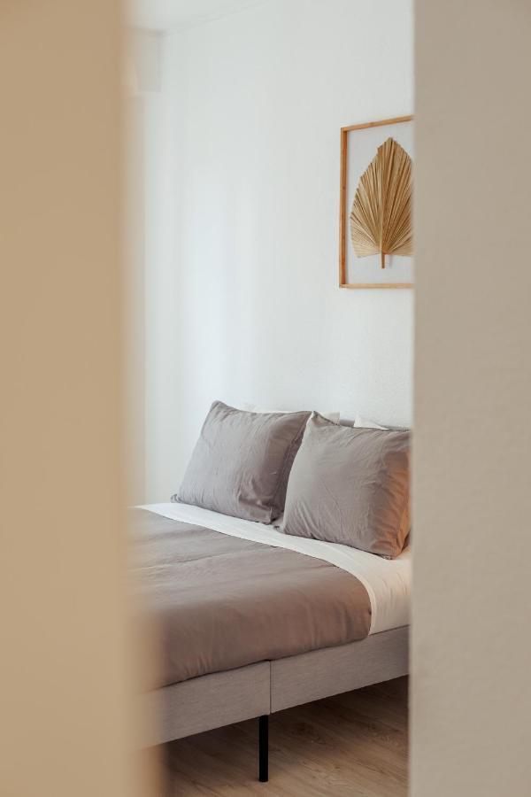 Elegant 3 Bedroom Apt - City Centre - Garage - Metro Лиссабон Экстерьер фото