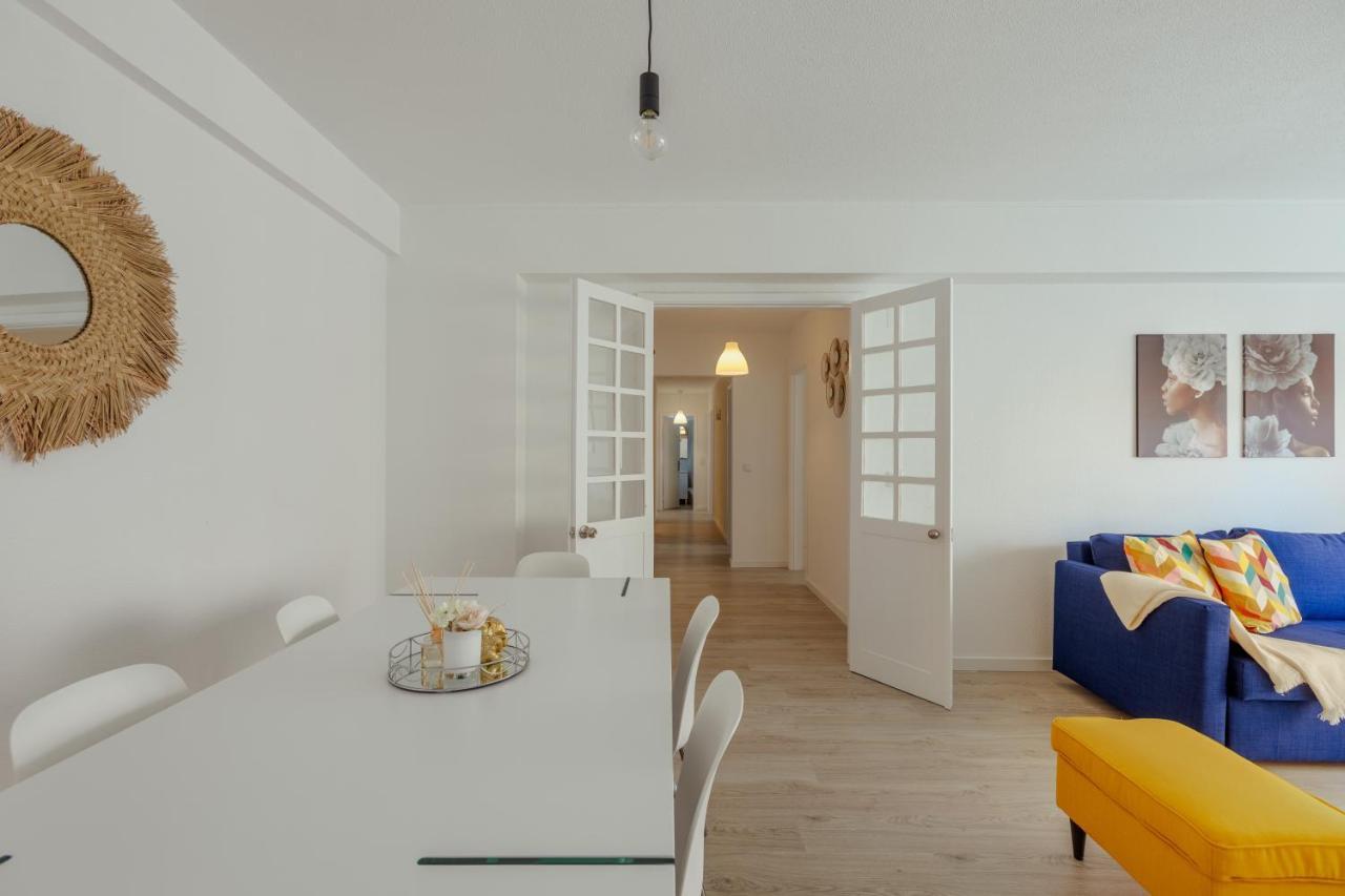 Elegant 3 Bedroom Apt - City Centre - Garage - Metro Лиссабон Экстерьер фото